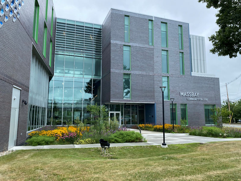 MassBay Framingham Campus and grass in summer